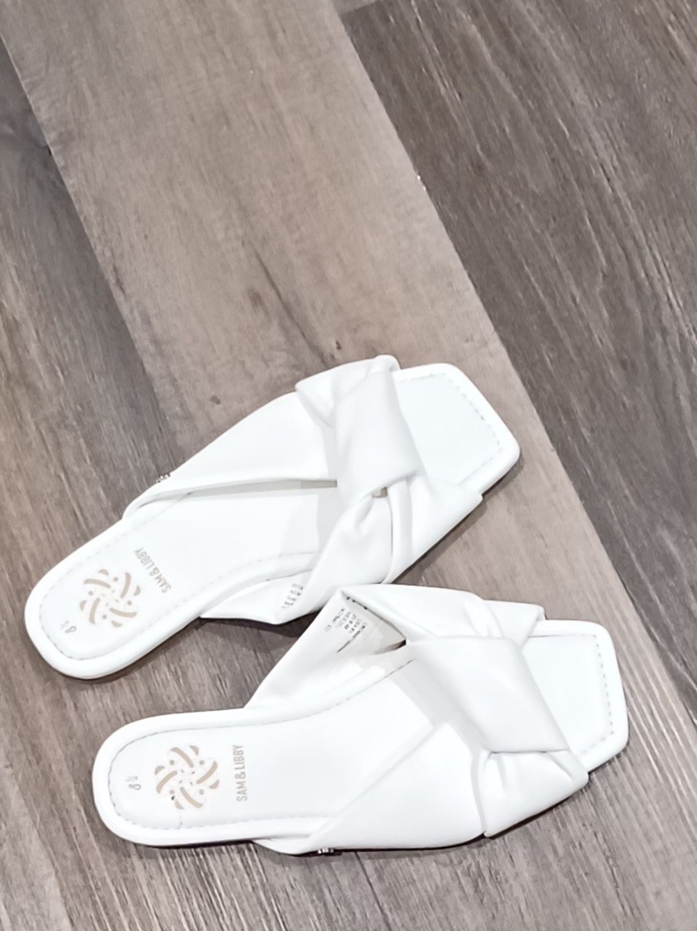 Sam & Libby Taullulah White Size 8.5 (Twist-knot Slide Sandal